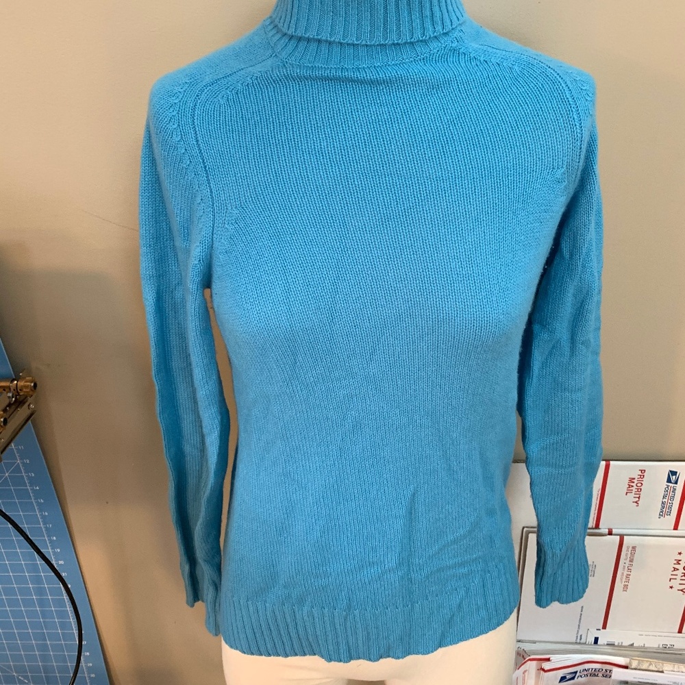 100% Cashmere J Crew Turtleneck Sweater